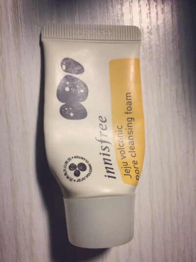 Innisfree 火山泥洁面小样 适合夏天用