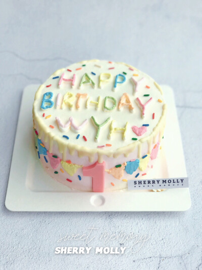 #SHERRY Molly家の下午茶#—『巧克力cake』给女儿订的1周岁生日cake呢～完全是符合麻麻仙女气质的风格是我做过颜色最多的一只cake了☝希望能讨得小公主欢心呀～