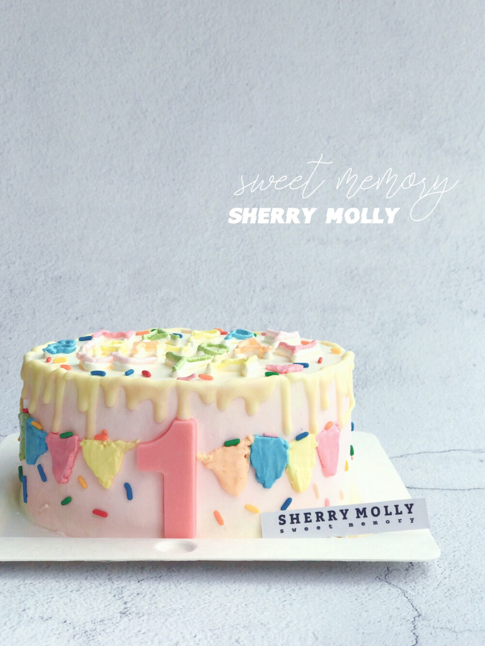#SHERRY Molly家の下午茶#—『巧克力cake』给女儿订的1周岁生日cake呢～完全是符合麻麻仙女气质的风格是我做过颜色最多的一只cake了☝希望能讨得小公主欢心呀～