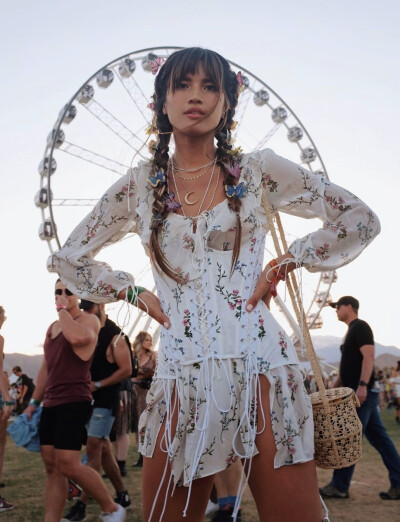 2019 科切拉 Coachella音乐节 波西米亚风格 民族风 夏日 复古 街拍