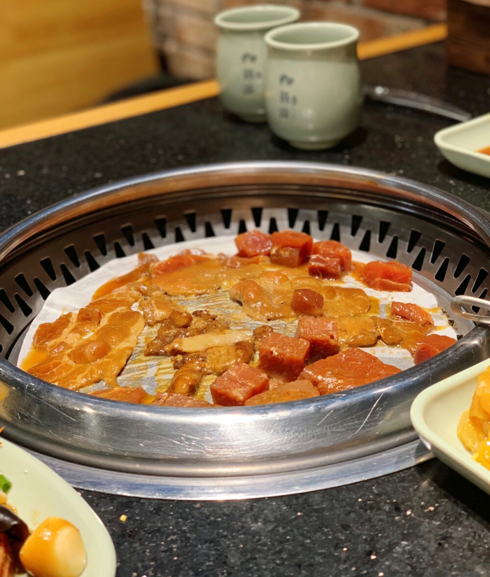 韩盛 自助烤肉 河东万达店