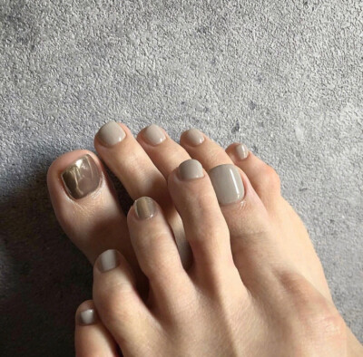 脚指甲