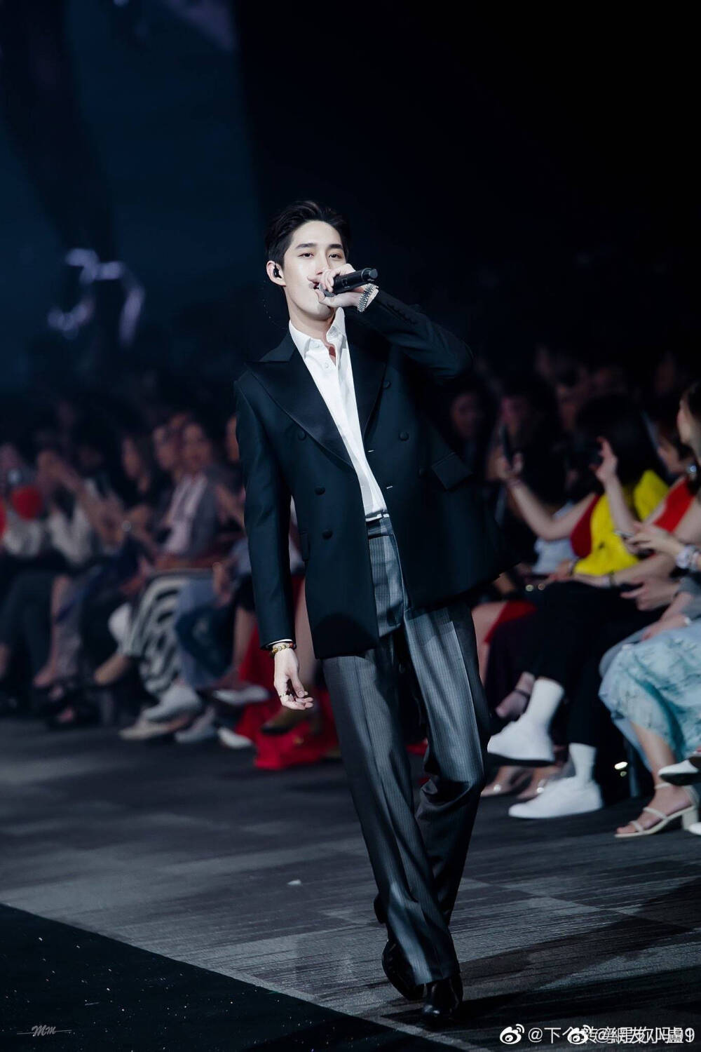 torthanapob屁桃tor新铁石心肠tor小哥哥壁纸帅哥铁石心肠2019