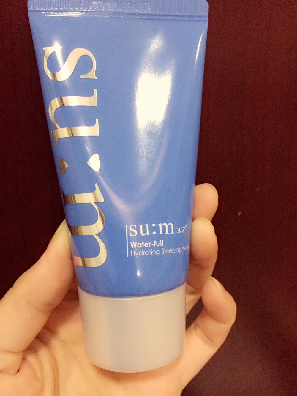 韩国的苏玛，补水睡眠面膜，挺好的，我不过夜，就敷一两个小时补补水，效果很好。