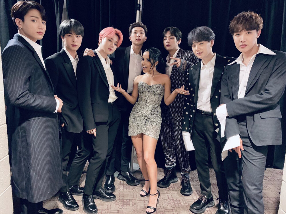 防弹少年团 BTS BBMAs！
cr.推特