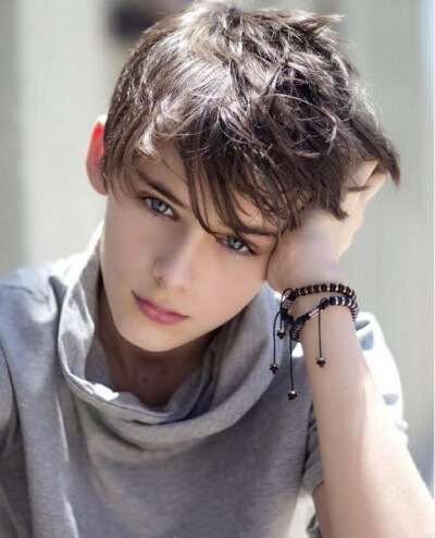  William Franklyn Miller，03年生的澳大利亚男模 ​