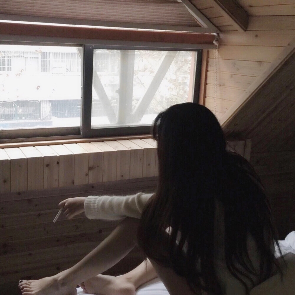 野洵 黑白女头
喜收藏 禁二传。