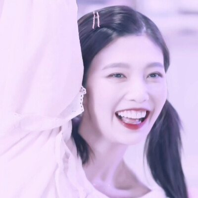 Joy
㊣姜鸠 原截鹿窈