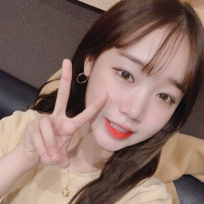 崔有情 Rose 金世正 女头