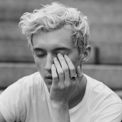 戳鹅，戳爷，戳希文，Troye Sivan.