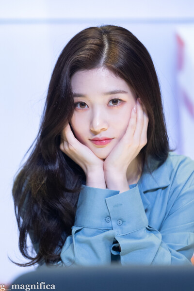 DIA 郑彩妍