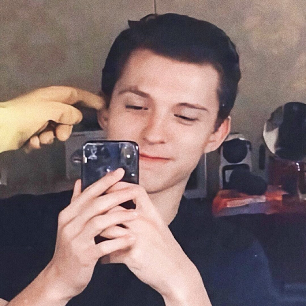 tomholland