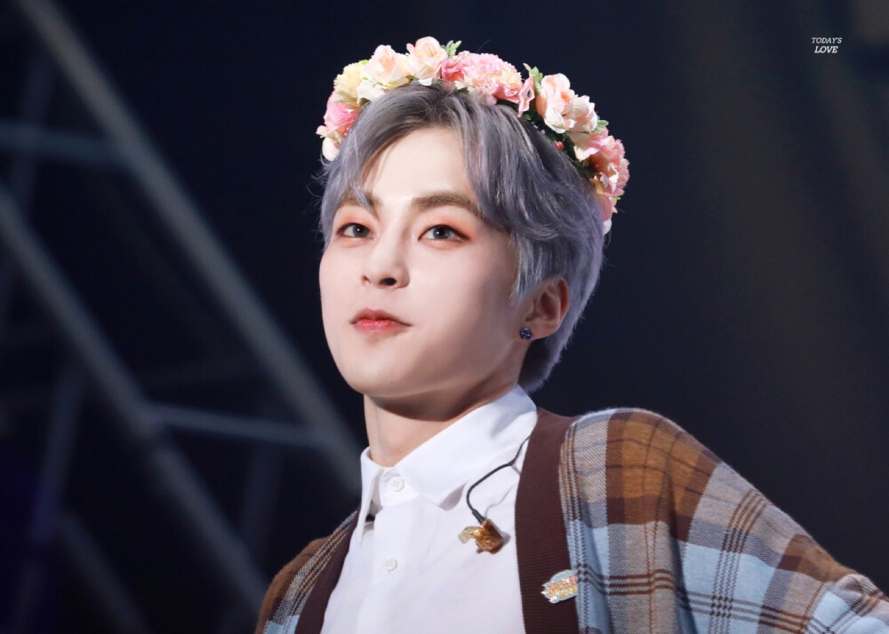 EXO XIUMIN 金珉锡