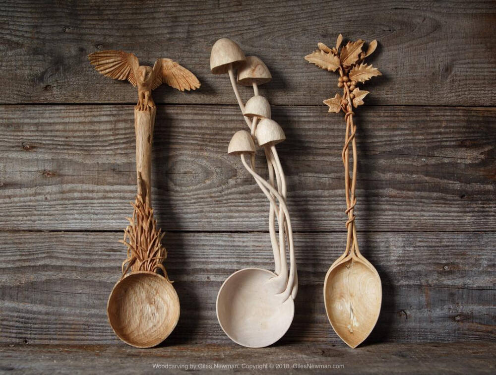  ins：giles__newman
giles__newman： The Oak Barn Owl, Mushrooms and Winter Solstice spoons. .
Time can seem like a fairly abstract concept when you spend so much of it outdoors. It seems even more abstract to realise that between them, these three spoons have taken over 1,500 hours to carve...
.
