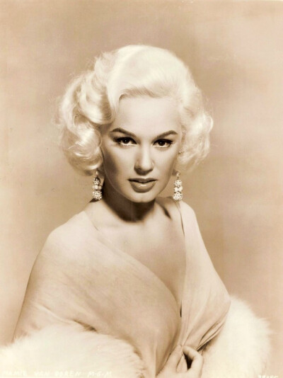 Mamie Van Doren