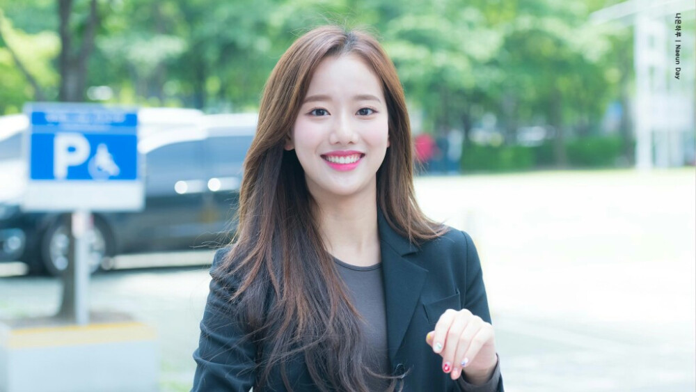 韩国女团april李娜恩高清手机壁纸
