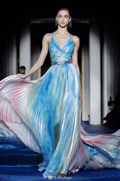 - Zuhair Murad S/S 2019 Haute Couture
人鱼仙女裙