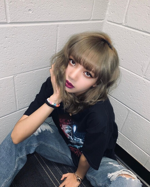 lalisa manoban ☪ 甜豆莎