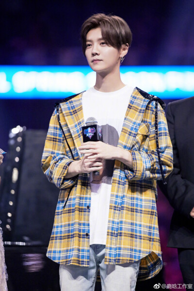 呆萌傻狍子 鹿晗 Luhan #壁纸 #头像