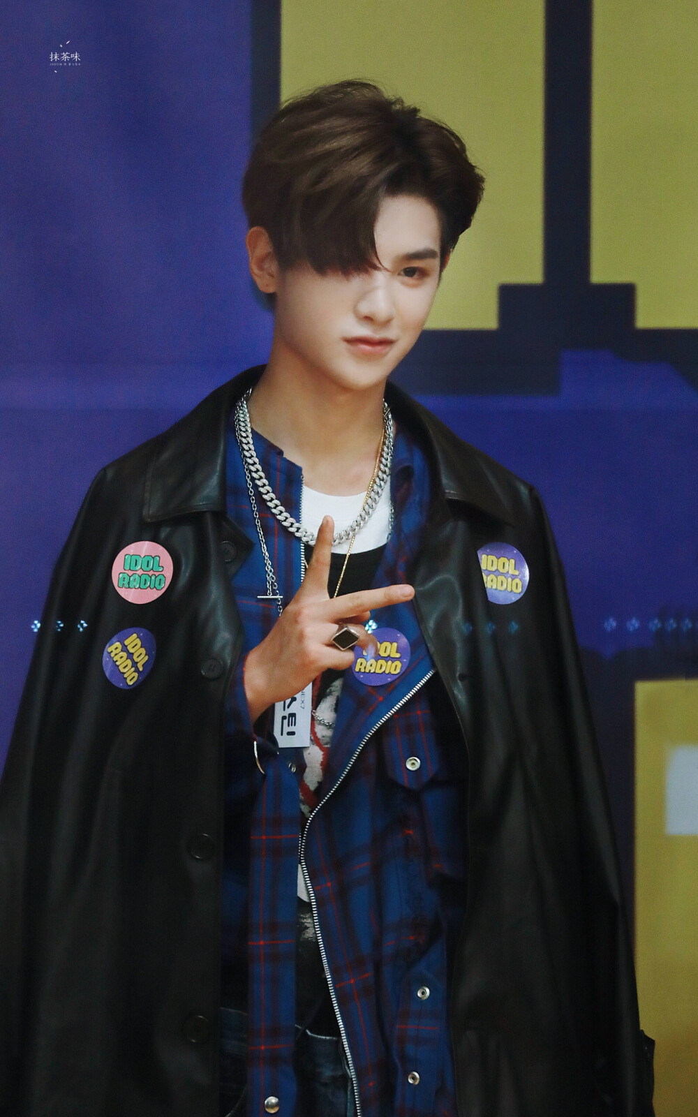 黄明昊 贾富贵 Justin 昊哥
韩国