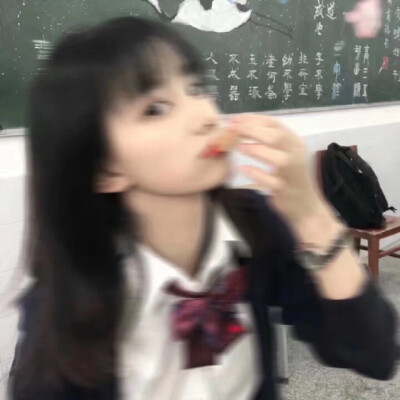 无需仰望别人 自己亦是风景