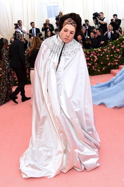 MetGala2019 七只眼的埃兹拉米勒先生