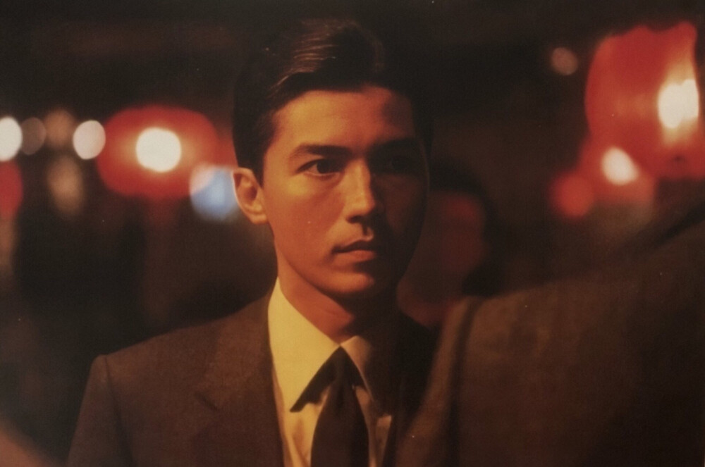 龙年 1985
Joey Tai｜尊龙（33岁）