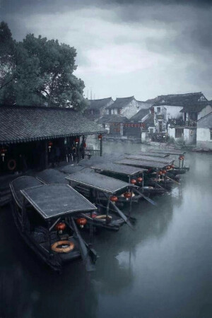 烟雨西塘--游走在远离记忆的古镇。 