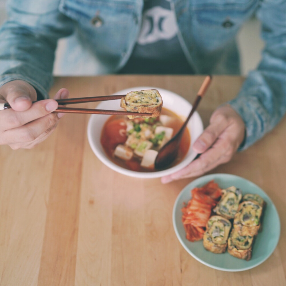 “在能力范围内，让日子最大限度的有情有趣。”