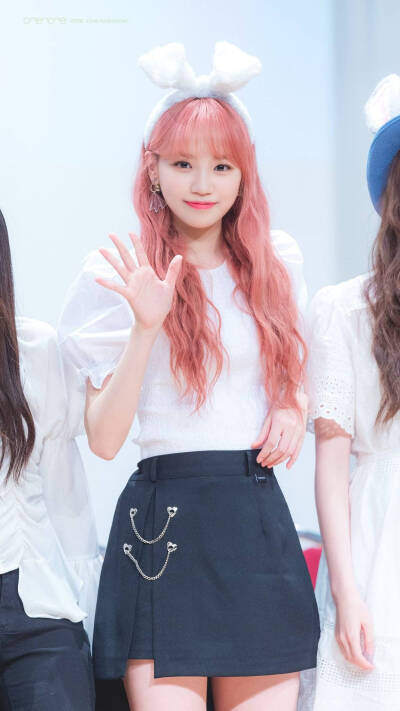 izone/金采源/金彩元/萝卜片妖精/天使少女/chaewon/IZ*ONE
©logo
禁止二改！看清楚 ´_>`