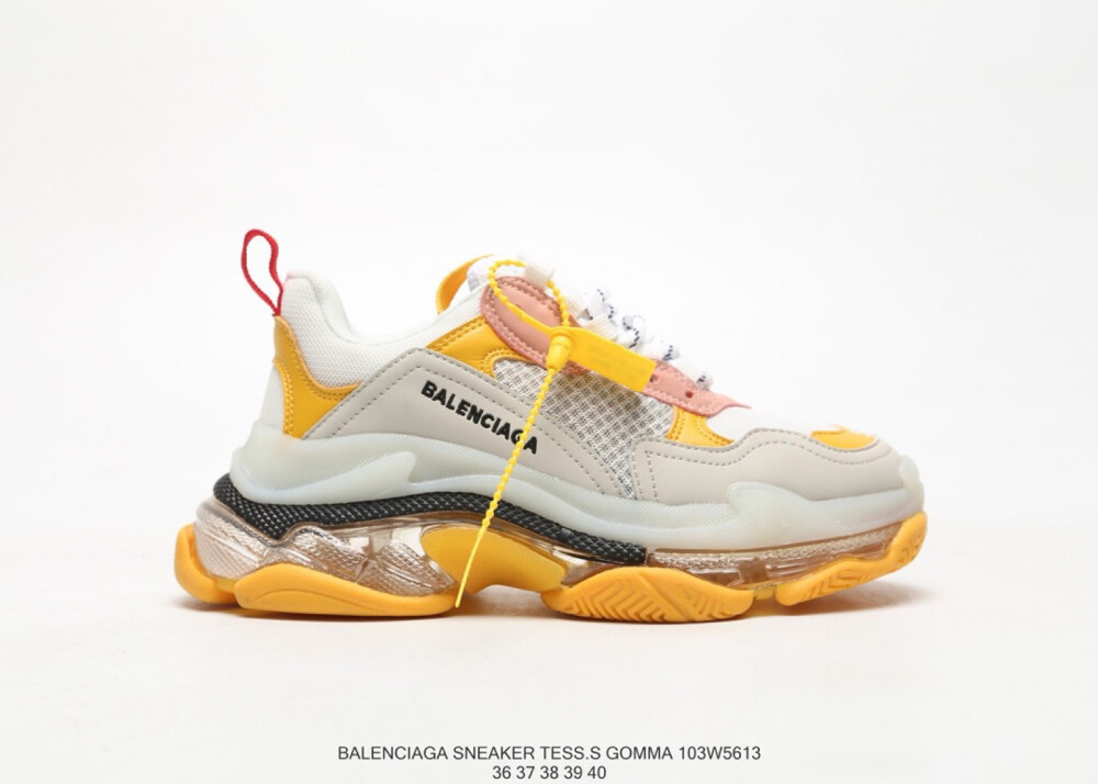 巴黎世家Balenciaga Triple S 三代
全组合氮气大底“果冻胶水晶底新款气垫老爹鞋
（尺码如图所示）