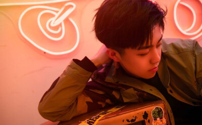 素材来自网络，侵删