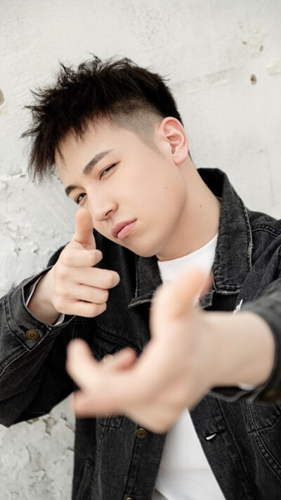 素材来自网络，侵删