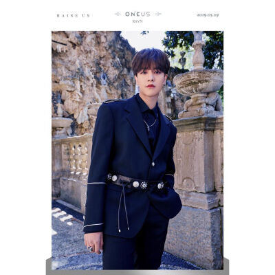 ONEUS 金英助/RAVN
cr.official_oneus