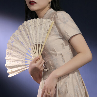 【婀娜年代】13PLUS流浪共和自制刺绣织带复古文艺折扇子vintage
