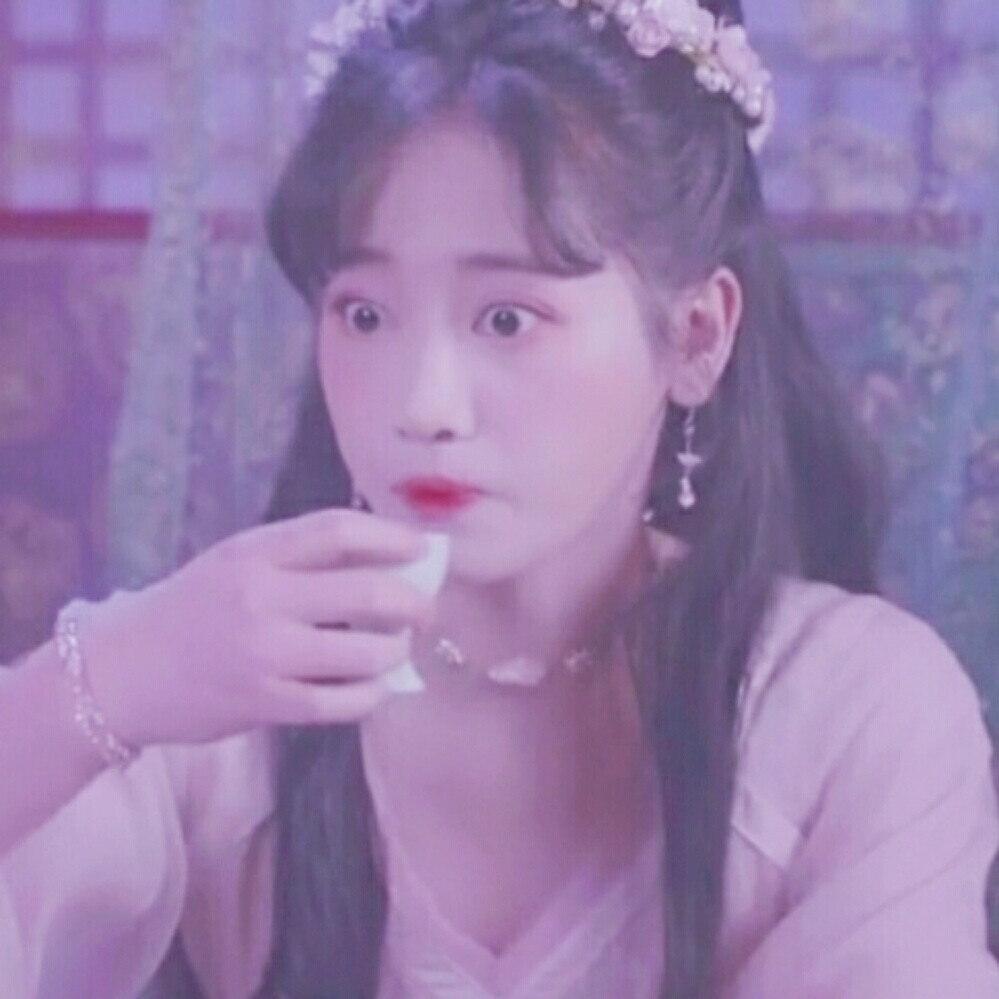 《绝世千金》
〈郑湫泓-古风头像〉
二传请dt.朝歌