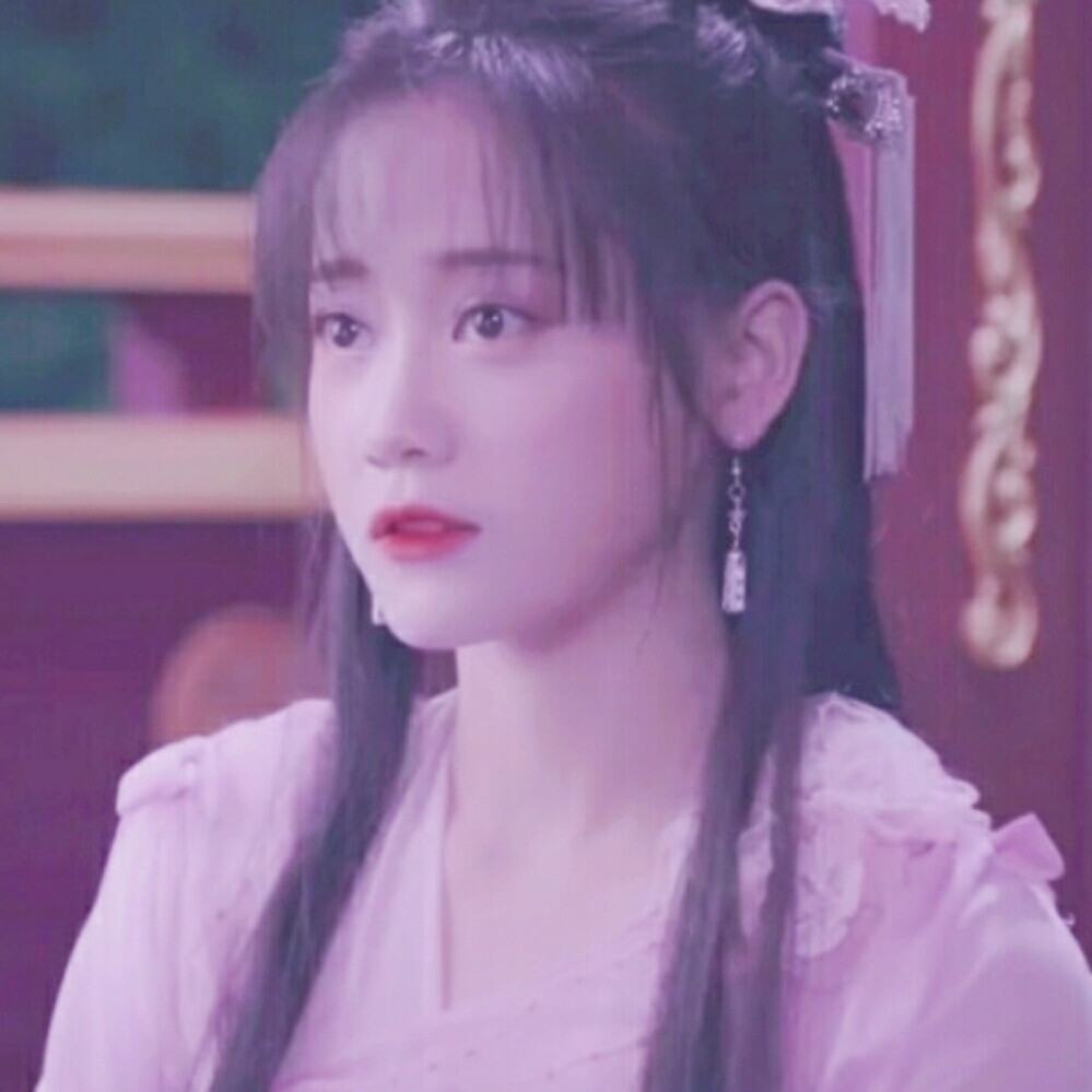 《绝世千金》
〈郑湫泓-古风头像〉
二传请dt.朝歌