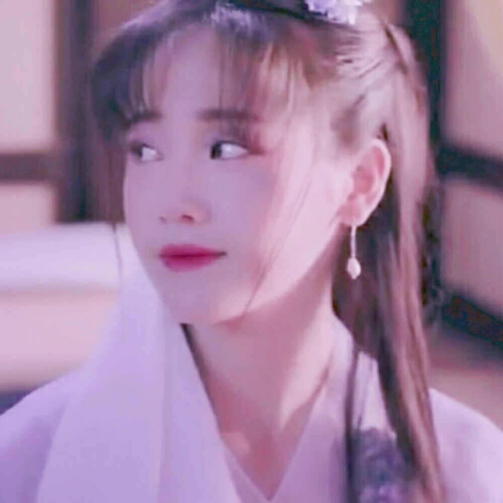 《绝世千金》
〈郑湫泓-古风头像〉
二传请dt.朝歌