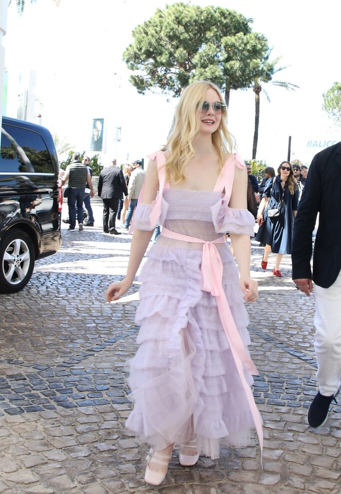 Elle fanning 戛纳