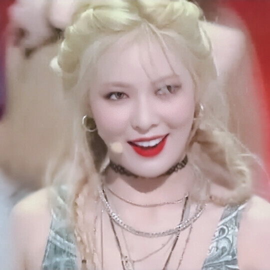 金泫雅 ⛵️沈麓
原截.江晏／杜妧