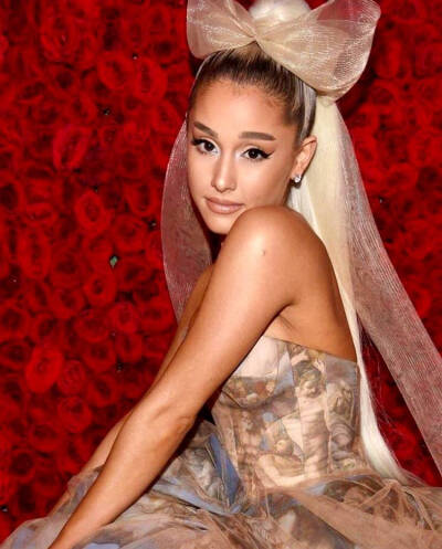 Ariana Grande met gala 爱莉安娜格兰德 A妹 仙女 天使 angle Ari