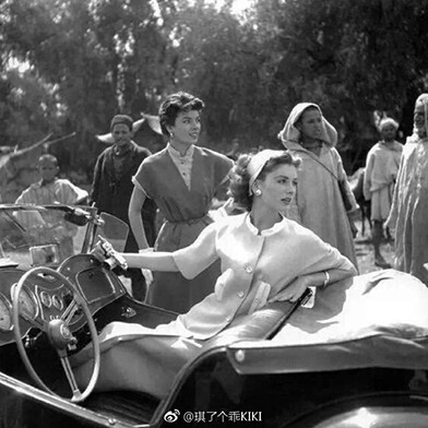 摩登时代的超模Suzy Parker 