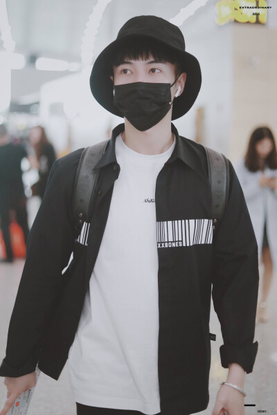 19.5.20 CKG✈️
cr:微博@EXTRAORDINARY0806_杨非同