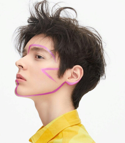 图源: ins 克里斯蒂安 .科斯托夫
小k kristian kostov