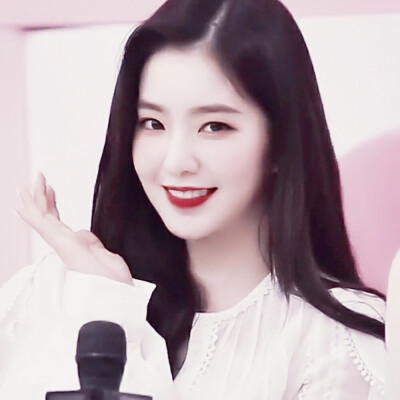 原截©顾兮旻
by囧菇君