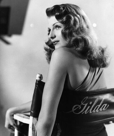 Rita Hayworth丽塔·海华斯，给Gilda (1946)《吉尔达》拍摄的宣传照