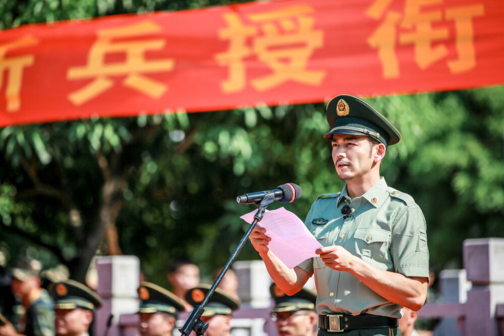 杨烁《奇兵神犬》剧照