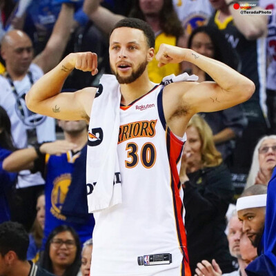 Stephen Curry 金州勇士 萌神库里 Champion