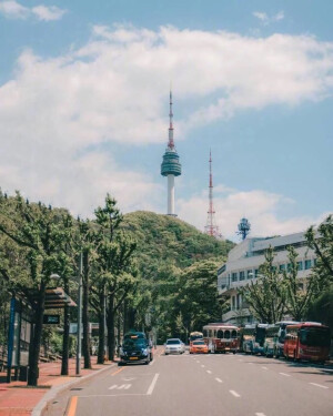 夏天来了 你也不许迟到噢
这里是馒头 喜欢和你分享这世间美好的事物