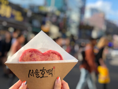 韩国 弘大 街头 糖饼